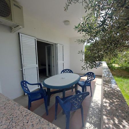 Apartment Elena Vlašići Buitenkant foto